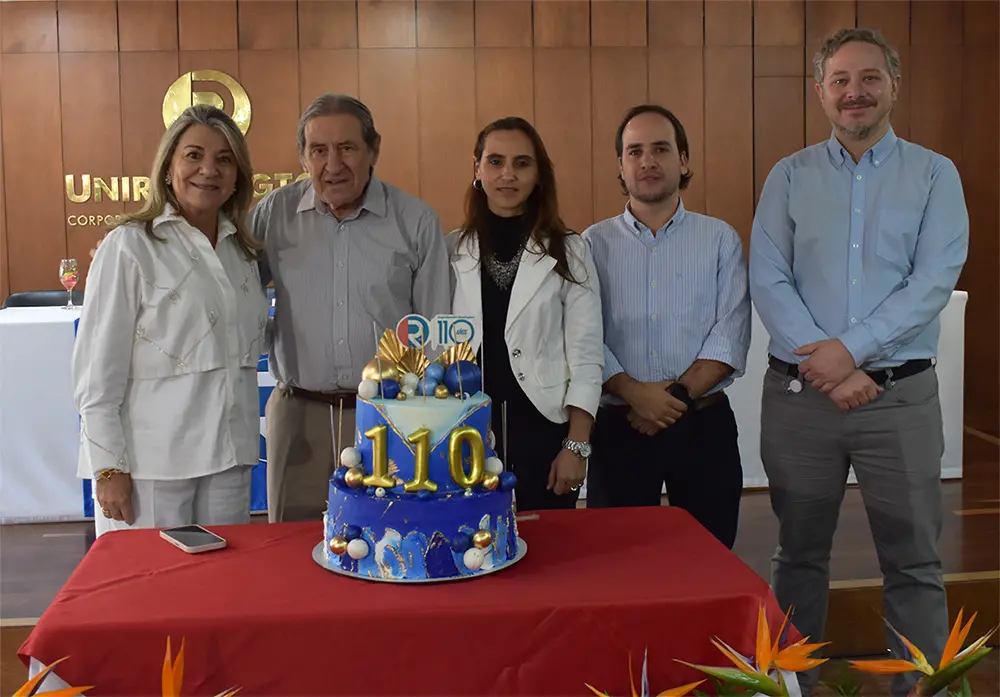 aniversario 110 años comprimida
