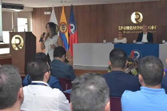 Reconocimiento al compromiso investigativo