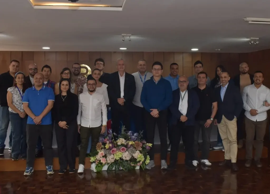 Uniremington realizó reconocimiento a profesores investigadores