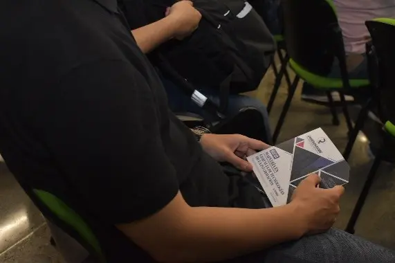 Amplio perfil de egreso de los estudiantes de la maestría Amplio perfil de egreso de los estudiantes de la maestría